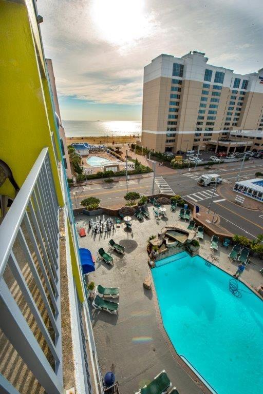 Days Inn By Wyndham Virginia Beach At The Beach Exterior foto