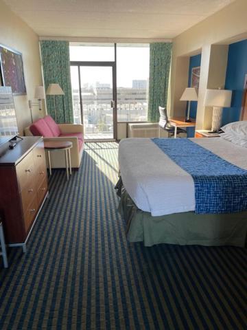 Days Inn By Wyndham Virginia Beach At The Beach Exterior foto